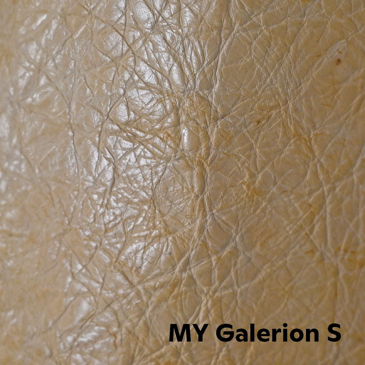 A5 AirLoom™ Hide